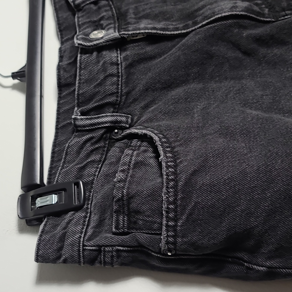ALL SAINTS Winnie Cut Off Charcoal Black Frayed Distressed Denim Shorts Size 28 - Picture 9 of 15